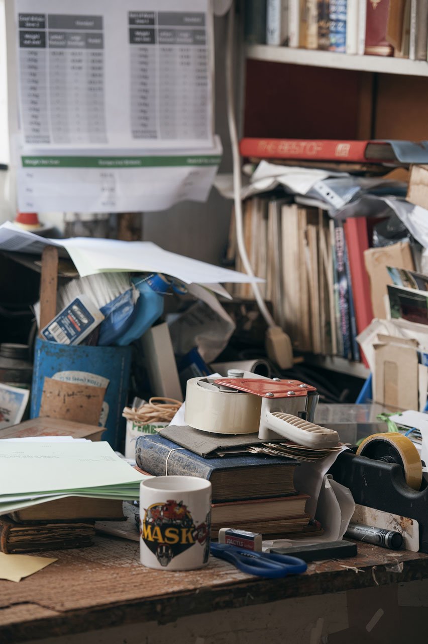 Packing Desk.goodjpg